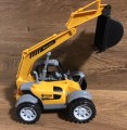 Maszyna budowlana z napędem KOPARKA ŻÓŁTA